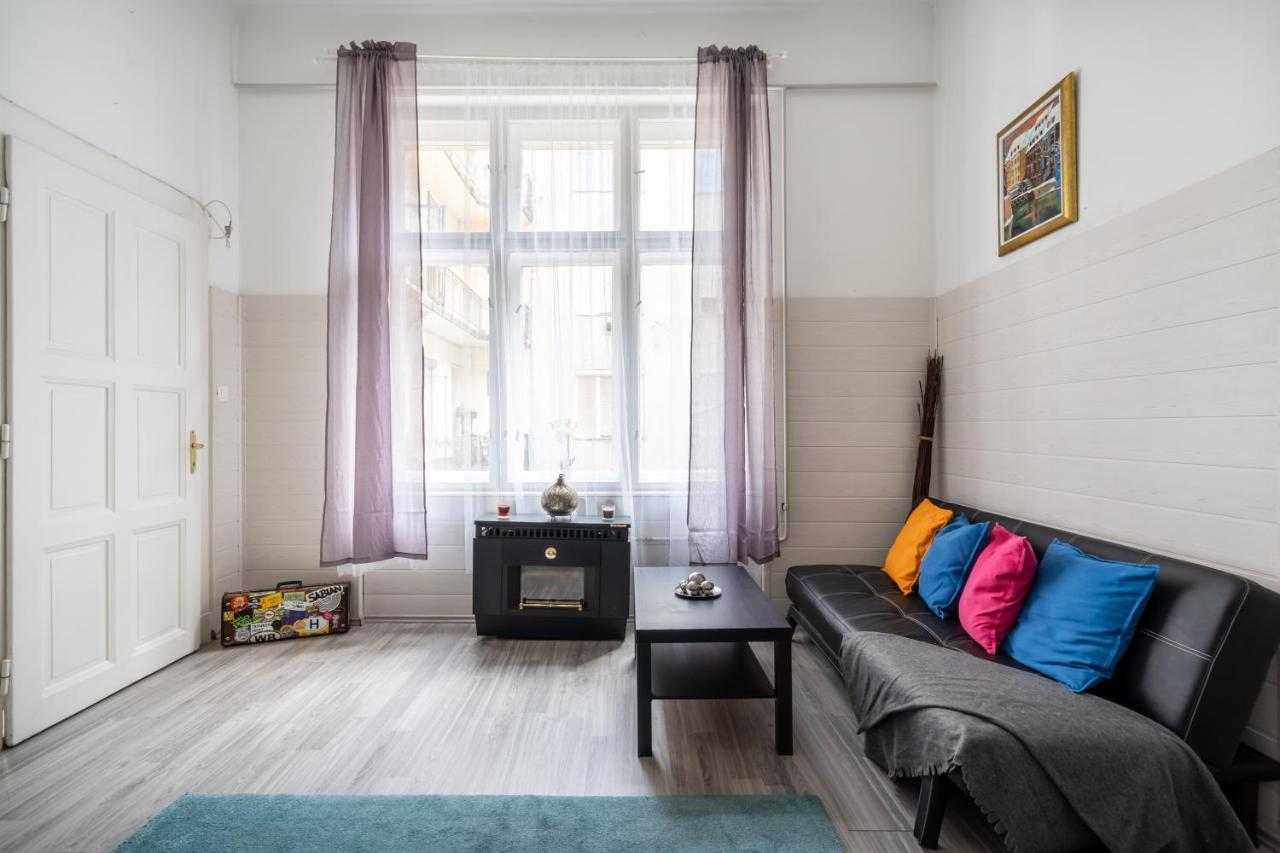 The White House Apartment Budapest Bagian luar foto
