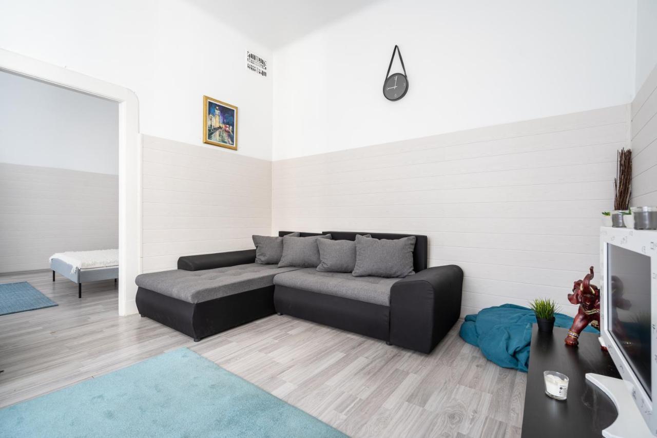 The White House Apartment Budapest Bagian luar foto