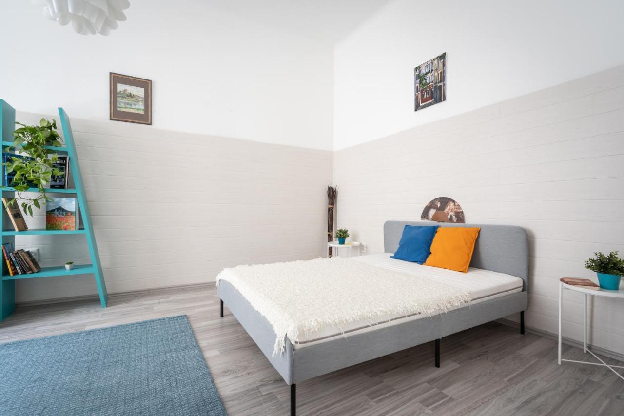 The White House Apartment Budapest Bagian luar foto